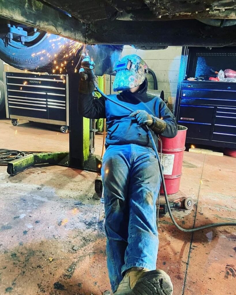 Welder/Fabricator Job In Canada