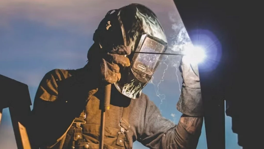 Welder Job in Czechia